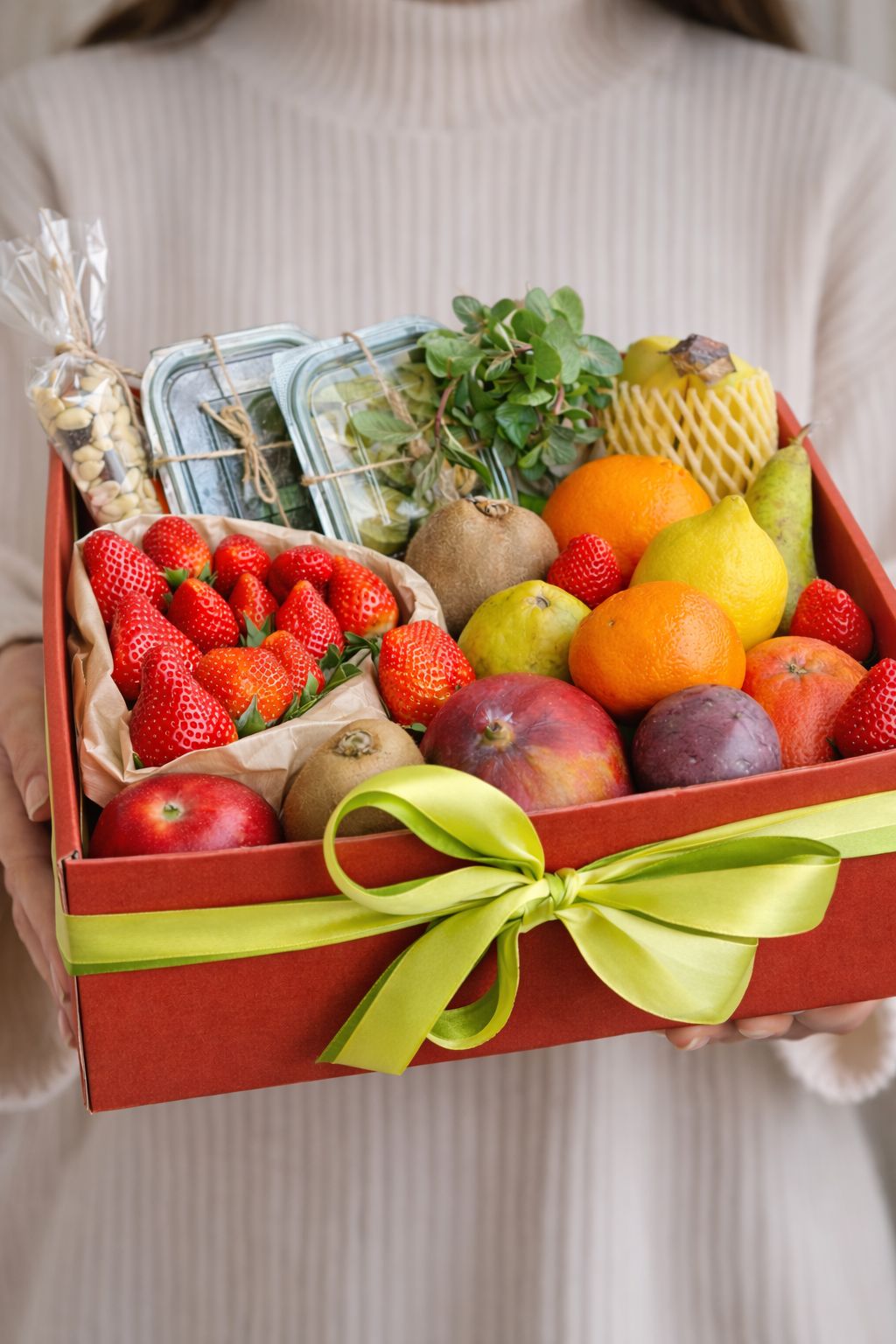 Cadou cu fructe „Nr. 2” — Prospețime și Vitamine www.delligiftshop.md