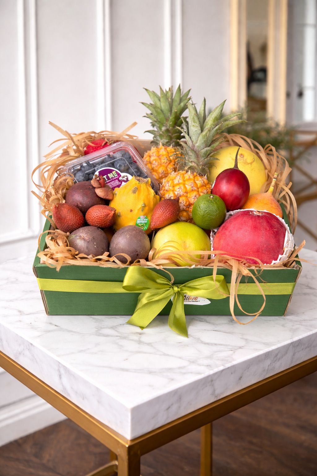 Cadou cu fructe „Nr. 10” — Mix Exotic www.delligiftshop.md