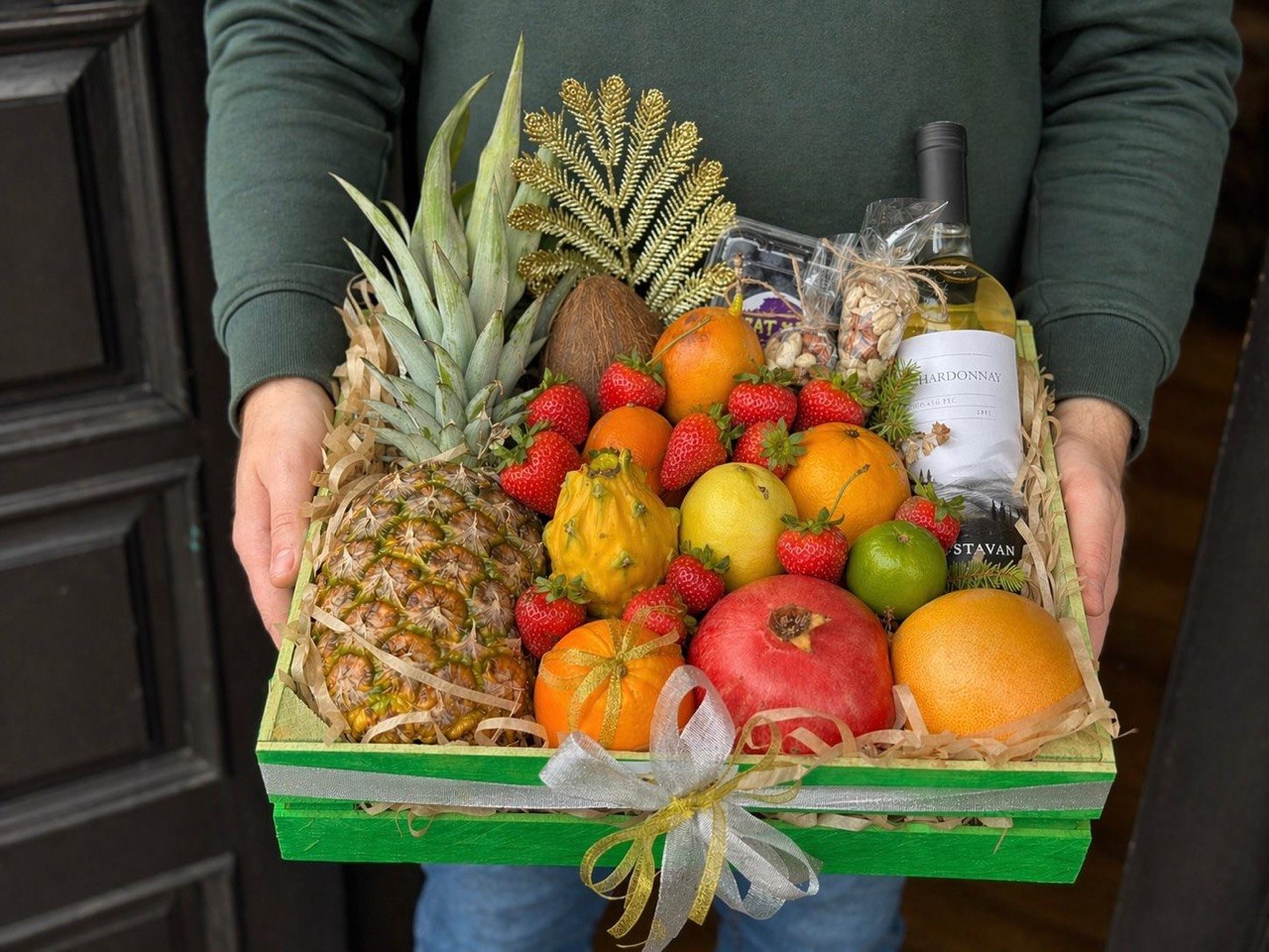 Cadou cu fructe Nr. 36 — Prospețime Naturală www.delligiftshop.md