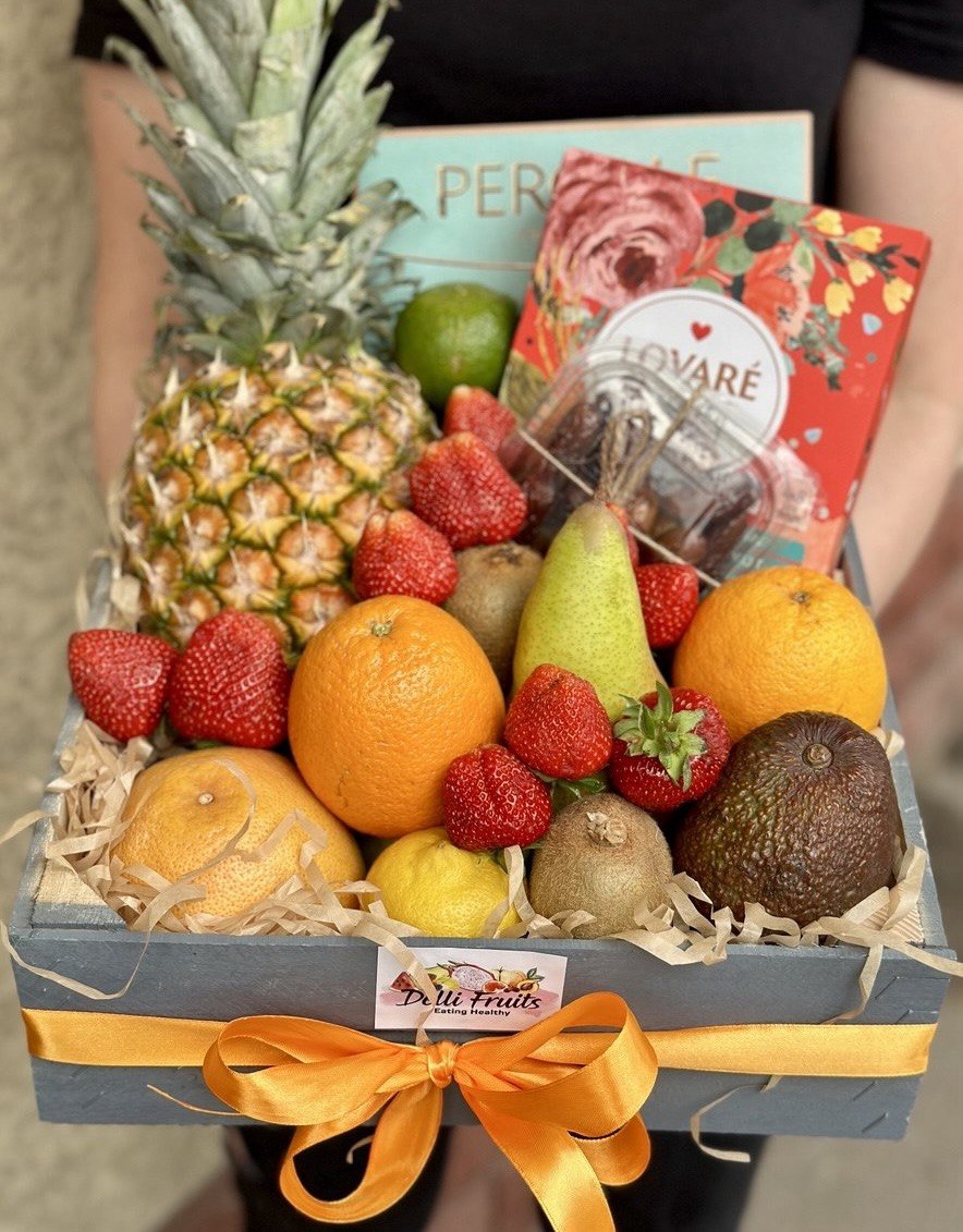 Cadou cu fructe Nr. 50 — Deliciu Exotic și Ciocolată Fină www.delligiftshop.md