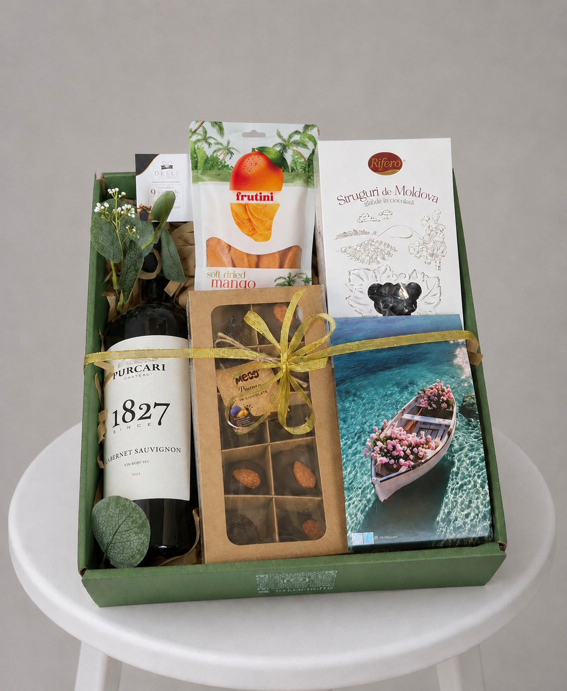Cadou pentru Ocazii Nr. 1 — Selecție Premium cu Vin Purcari și Delicii Fine www.delligiftshop.md