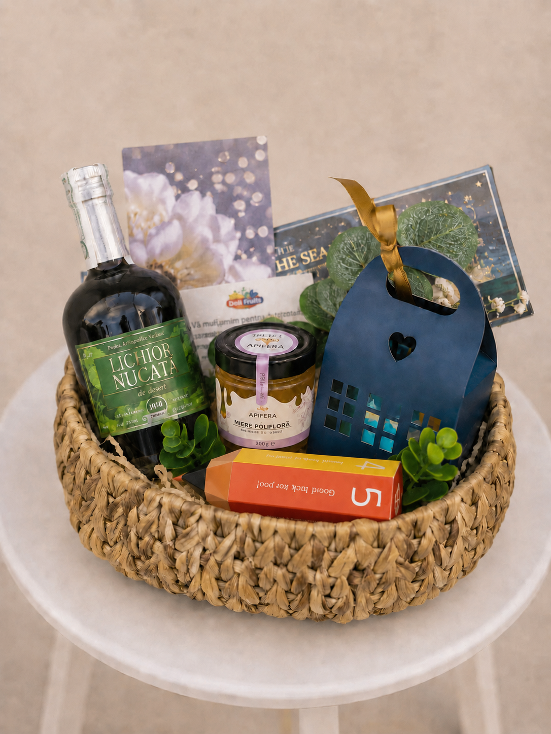Cadou pentru profesori Nr. 37 — Coșul Tradițiilor Selecte www.delligiftshop.md